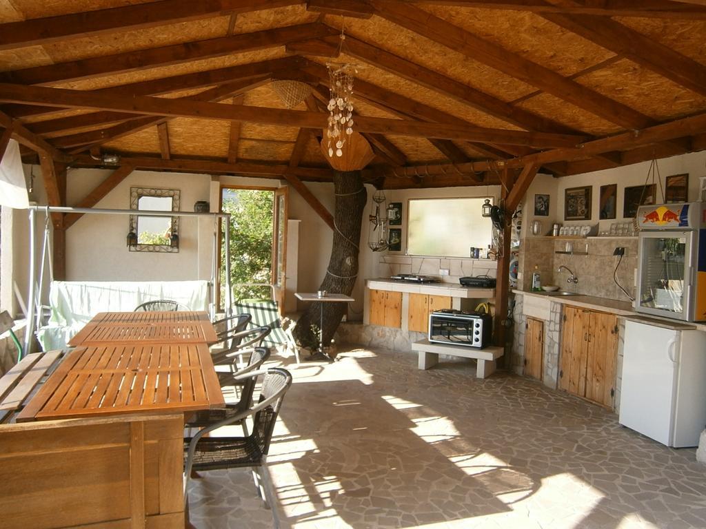 Studios Peric Sveti Stefan Buitenkant foto