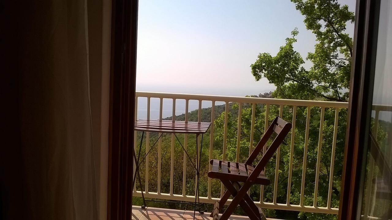 Studios Peric Sveti Stefan Buitenkant foto
